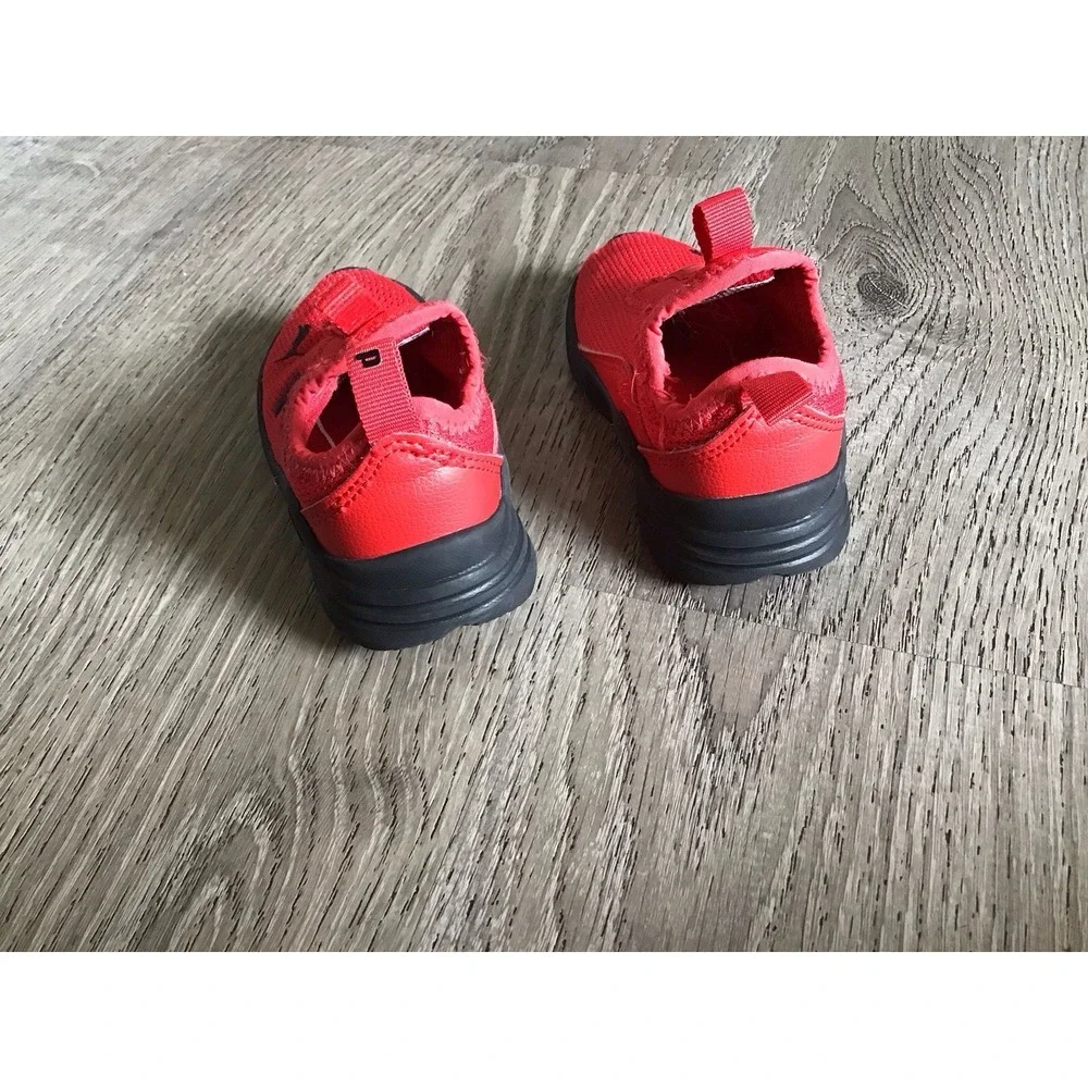 Puma Size 6C Red Slip On Toddler Boys Baby Shoes Wired Rapid Sneakers 386548-03